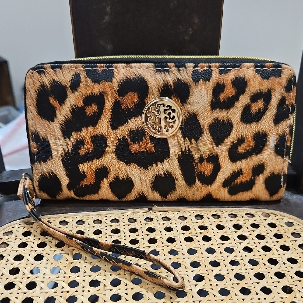Leopard Print Wristlet Wallet